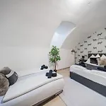 Underground Atelier Locanda *