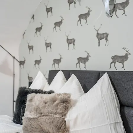 여관 Underground Atelier *